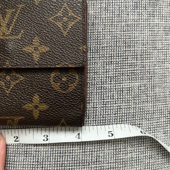 ✨ Louis Vuitton Monogram Compact Wallet BOX NOT INCLUDED - Picture 15 of 16